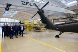 [VIDEO] Premier Mateusz Morawiecki w PZL Mielec