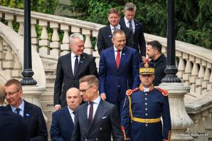 [VIDEO] Szczyt B9. Prezydent Karol Nawrocki: Jedność jest naszą największą siłą