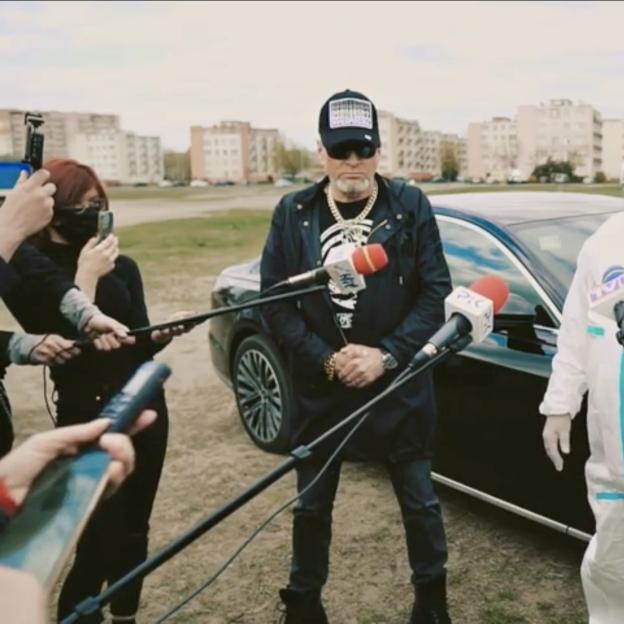 [VIDEO] 20 000 zł nagrody za wskazanie sprawcy podpalenia punktu wymazowego COVID 19 we Włocławku! Akt wandalizmu czy zlecenie? Briefing prasowy Biura RUTKOWSKI