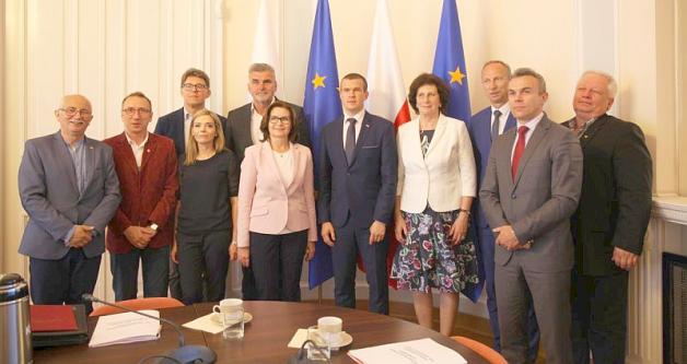 Inauguracyjne posiedzenie Sztabu Przygotowań Olimpijskich i Paraolimpijskich ds. Sportów Letnich. W perspektywie IO za 3 lata w Tokio