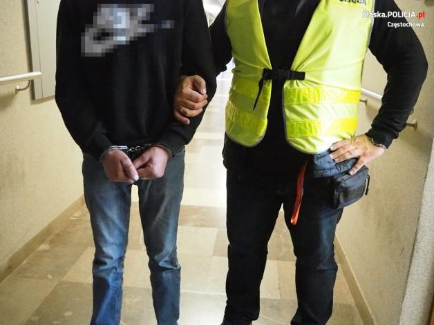  Łuk, strzały, kusza, bagnety, pistolety, prawie 300 sztuk ostrej amunicji oraz kłótnia z braćmi